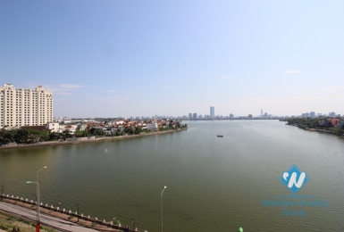 High quality apartment with lake view for rent in Xuan Dieu street, Tay Ho, Hanoi
